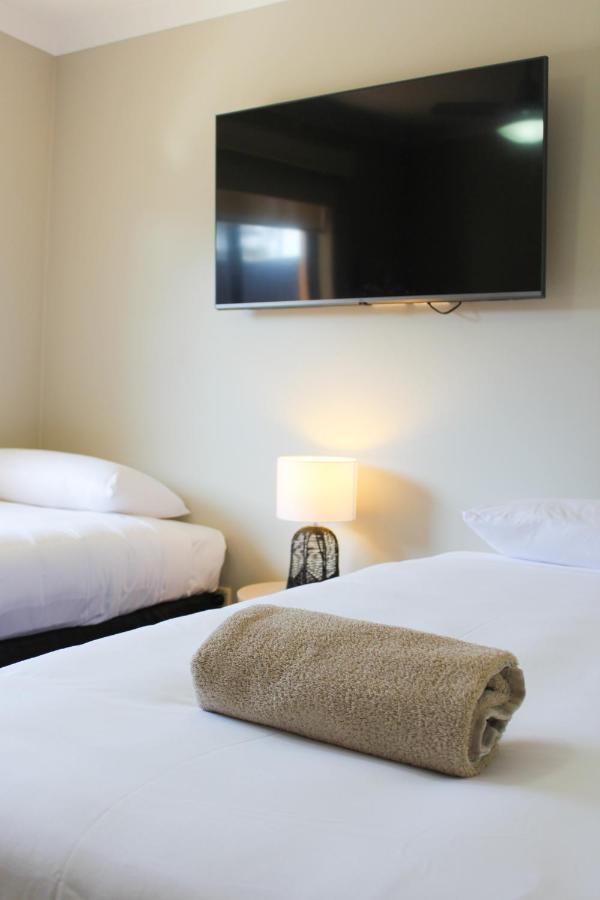 Yamba Twin Pines Motel Bagian luar foto
