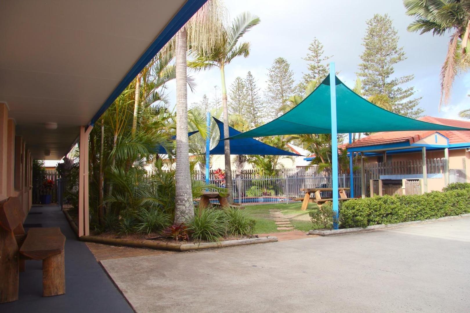 Yamba Twin Pines Motel Bagian luar foto