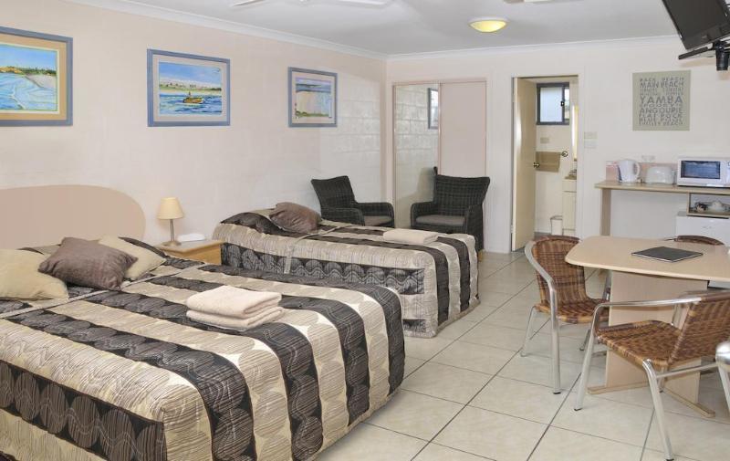 Yamba Twin Pines Motel Bagian luar foto